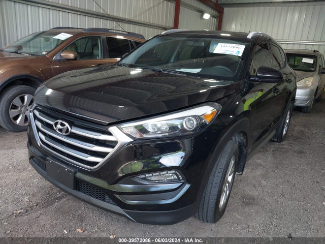 Hyundai TUCSON SE 2017 KM8J3CA40HU382156 Image 2