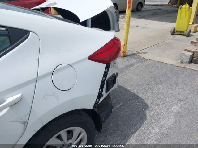 5NPD74LF6HH093562 Hyundai ELANTRA SE