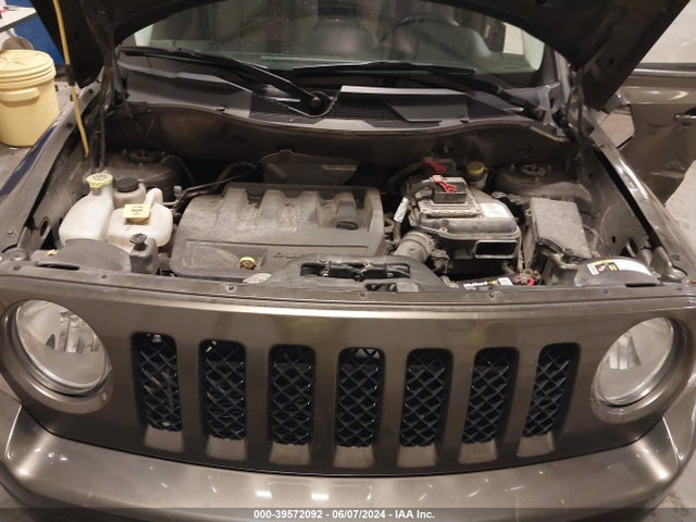 1C4NJRBB1FD216981 Jeep Patriot Sport