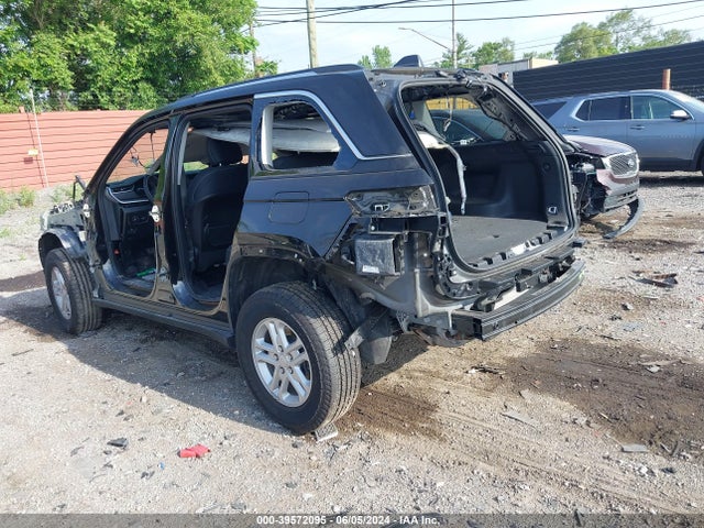 1C4RJHAG1R8951143 Jeep Grand Cherokee Laredo 4x4