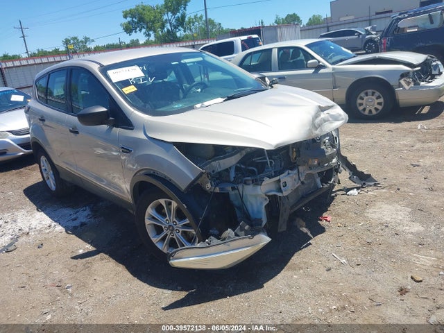 Ford ESCAPE S 2017 1FMCU0F7XHUA61362 Image 1