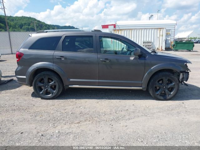 3C4PDDGG2JT371517 Dodge Journey Crossroad Awd