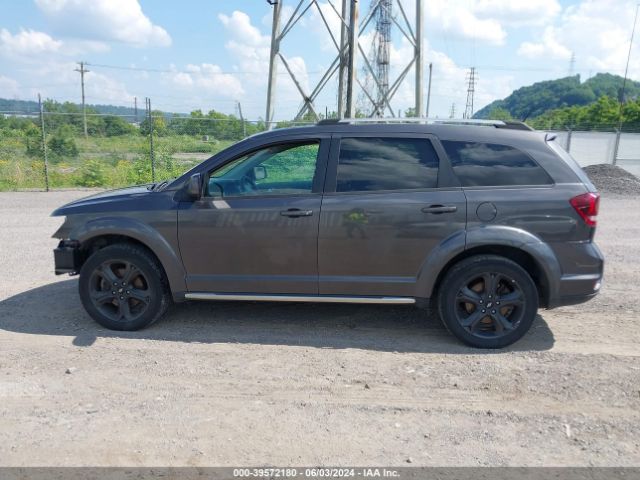 3C4PDDGG2JT371517 Dodge Journey Crossroad Awd