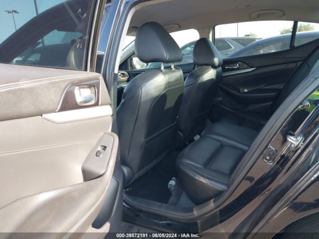 1N4AA6AP5JC397498 Nissan Maxima 3.5 Sv
