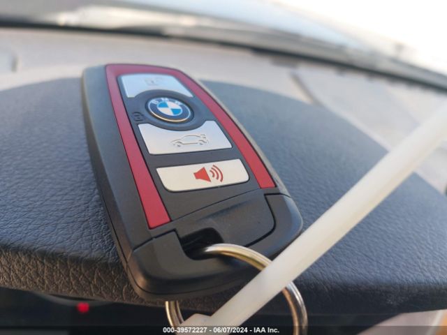 WBA8E3G57GNU01983 BMW 328i Xdrive