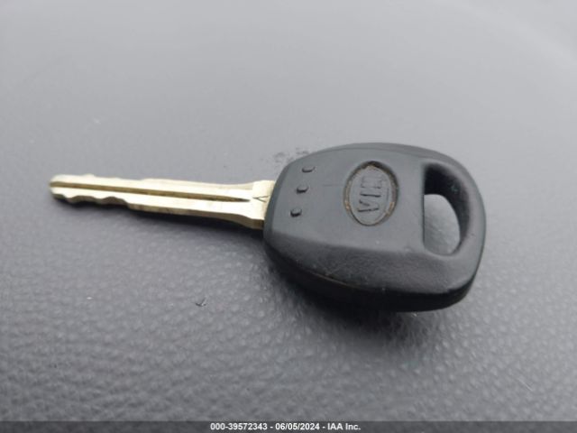 KNDMH4C7XE6544360 KIA SEDONA EX
