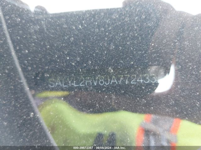 SALYL2RV8JA772433 Land Rover Range Rover Velar P380 Se R-dynamic
