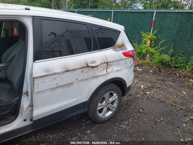 Ford ESCAPE SE 2015 1FMCU9GX1FUC65581 Image 6