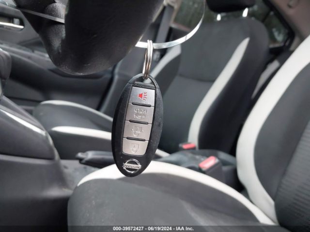 3N1CN8EV2ML886576 Nissan Versa Sv Xtronic Cvt