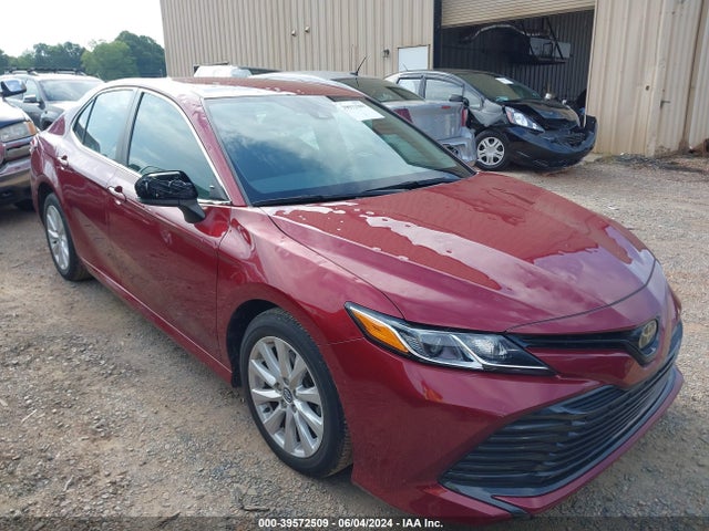 Toyota CAMRY LE 2020 4T1C11AK5LU341919 главное изображение