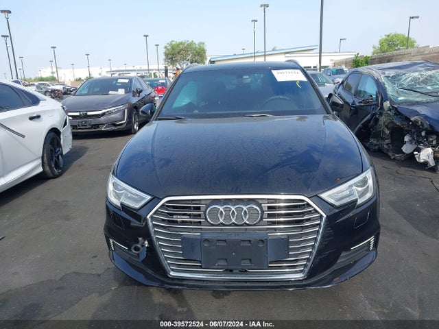 WAUUPBFF3HA059597 Audi A3 E-tron 1.4t Premium