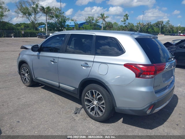 JA4AZ3A33GZ038181 Mitsubishi Outlander Es