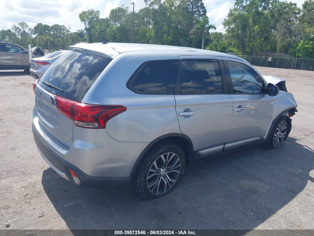 JA4AZ3A33GZ038181 Mitsubishi Outlander Es