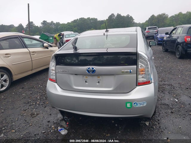 Toyota PRIUS PLUG-IN 2014 JTDKN3DP9E3061761 Image 16