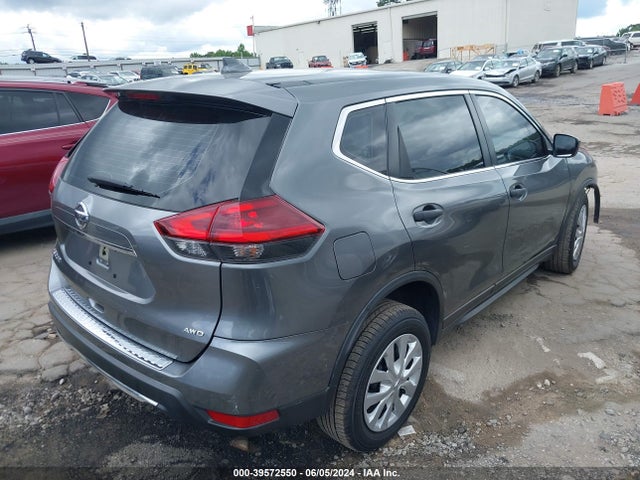 Nissan ROGUE S 2018 JN8AT2MV8JW314995 Image 4