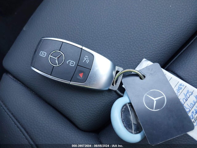 W1N9M0CB7PN040509 Mercedes-Benz Eqb 250 Suv