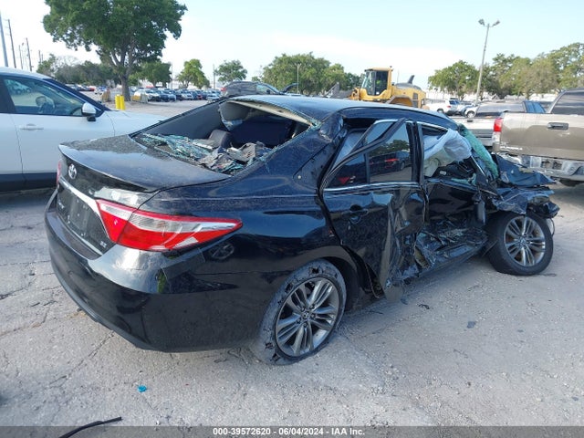 Toyota CAMRY SE 2015 4T1BF1FK3FU889248 Image 4