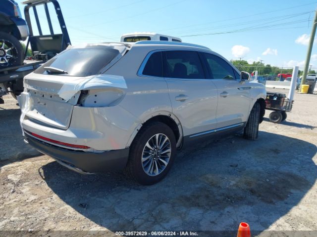 2LMPJ6J9XPBL10726 Lincoln Nautilus Standard