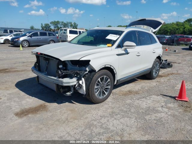 2LMPJ6J9XPBL10726 Lincoln Nautilus Standard