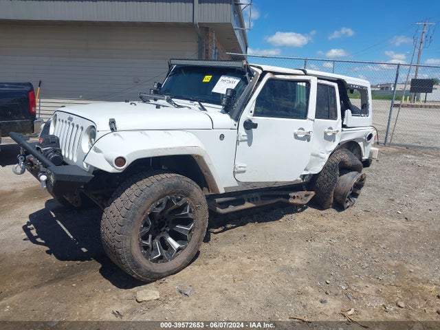 1C4BJWDG9HL661472 Jeep Wrangler Unlimited Sport 4x4