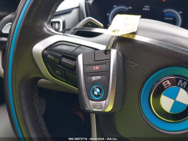 WBY2Z2C57FV674626 BMW I8