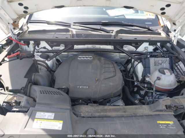 WA1BNAFY0J2024277 Audi Q5 2.0t Premium/2.0t Tech Premium