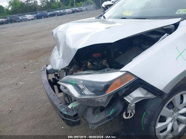 Toyota COROLLA LE 2015 2T1BURHE2FC359043 Image 6