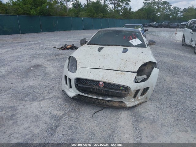 SAJWA6DA7FMK11678 Jaguar F-TYPE R