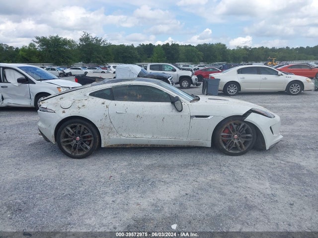 SAJWA6DA7FMK11678 Jaguar F-TYPE R