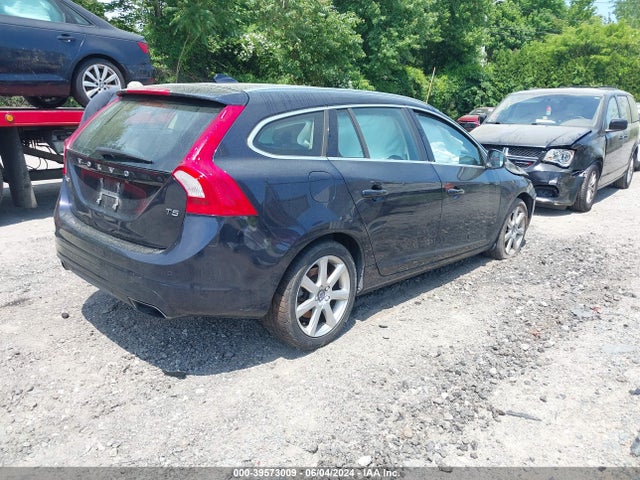 YV140MEK0G1314488 Volvo V60 T5 Drive-e Premier