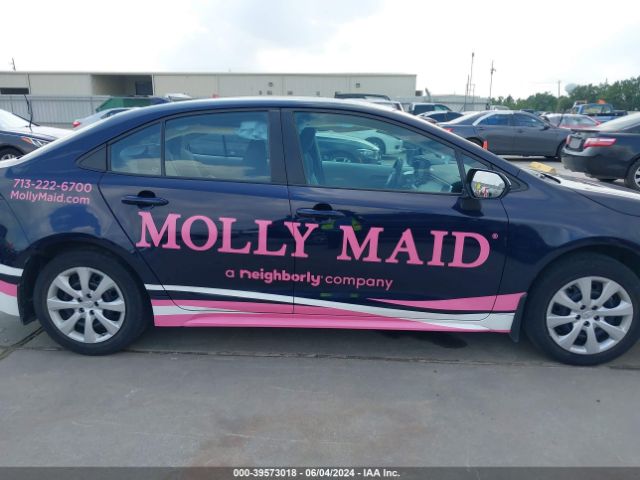 5YFEPMAE5NP355598 Toyota COROLLA LE