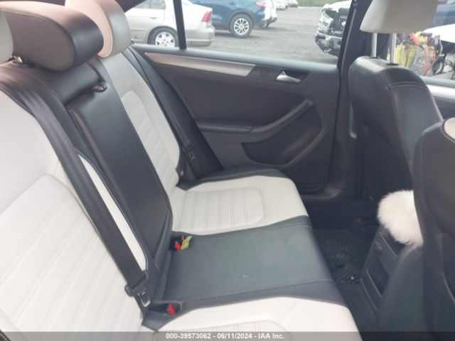 3VWD17AJ8GM416395 Volkswagen Jetta 1.8t Sport