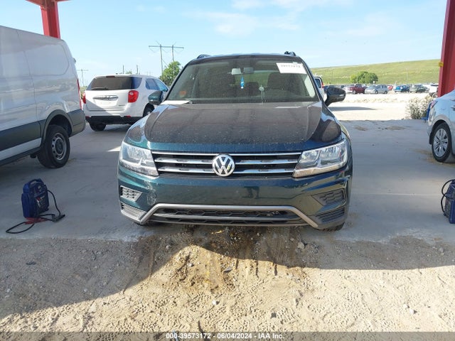3VV1B7AX3KM111484 Volkswagen Tiguan 2.0t S