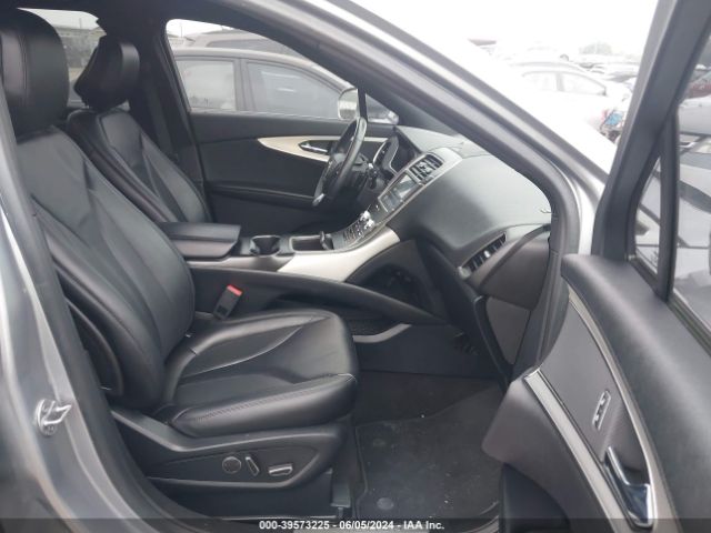 2LMPJ6J90LBL29585 Lincoln Nautilus Standard