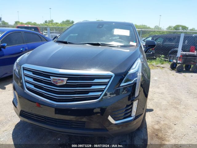 1GYKNCRS8HZ215983 Cadillac Xt5 Premium Luxury