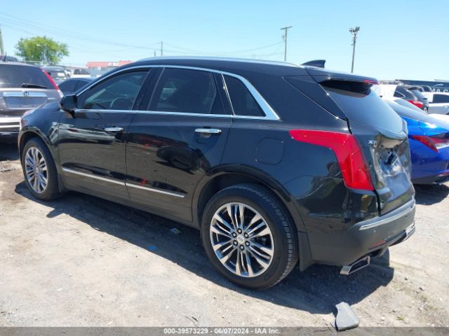 1GYKNCRS8HZ215983 Cadillac Xt5 Premium Luxury