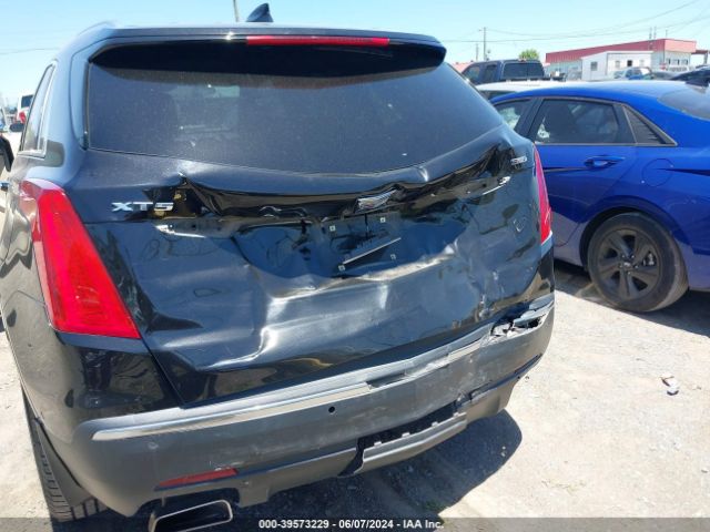 1GYKNCRS8HZ215983 Cadillac Xt5 Premium Luxury