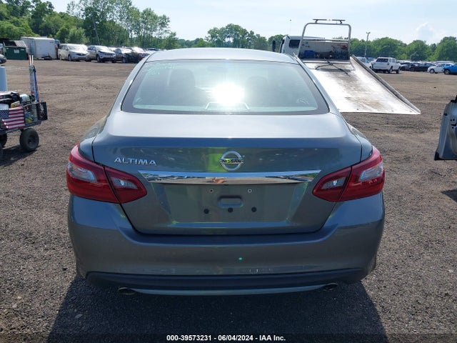 Nissan Altima 2.5 S 2018 1N4AL3AP8JC279504 Image 16