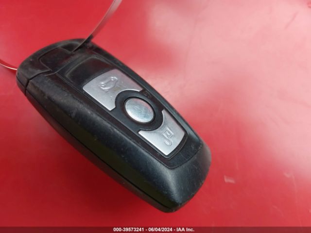 WBA3C3C54FP663419 BMW 320i Xdrive