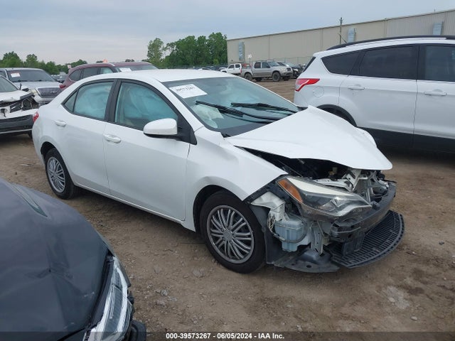 Toyota COROLLA LE 2015 5YFBURHE5FP257610 main image