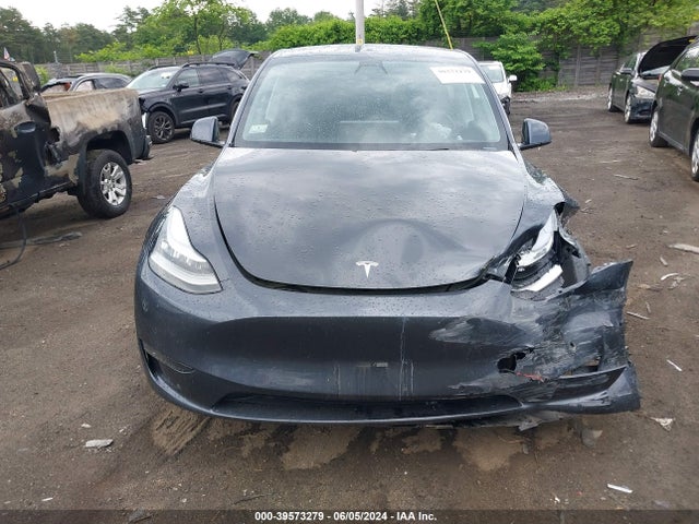 5YJYGDEEXLF048010 Tesla Model Y Long Range Dual Motor All-wheel Drive