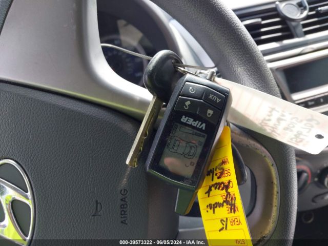 KMHCT4AE6FU857717 Hyundai ACCENT GLS