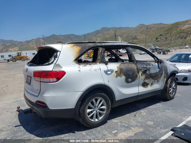 KIA Sorento 3.3l Lx 2016 5XYPG4A50GG002010 Image 12