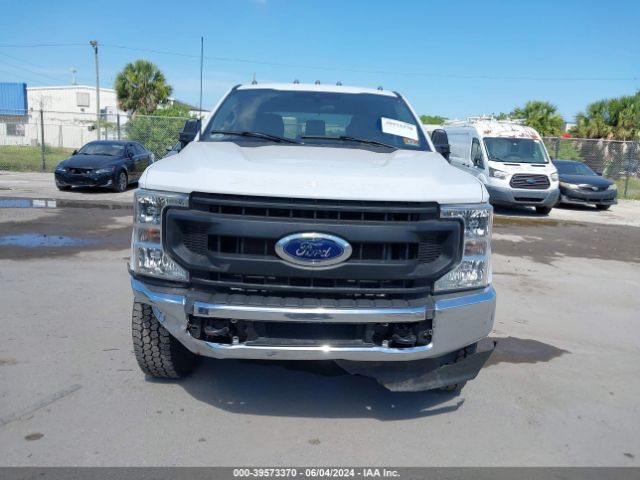 1FT7W3B67NEE59973 Ford F-350 Xl