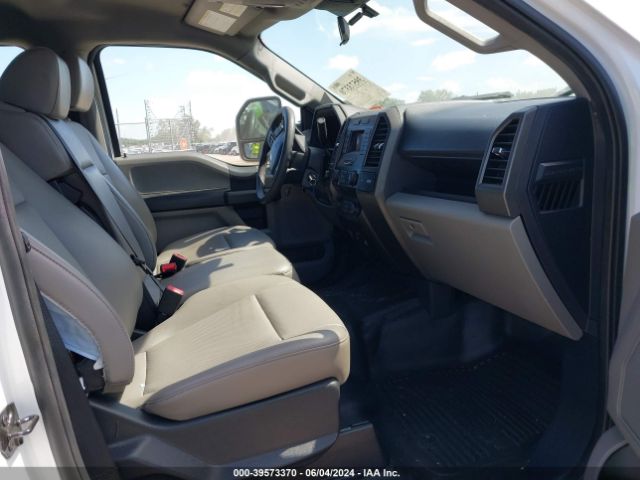 1FT7W3B67NEE59973 Ford F-350 Xl