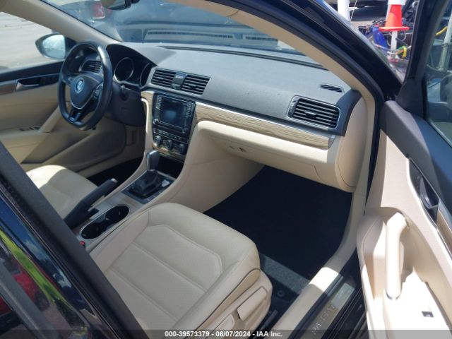 1VWBA7A30JC005297 Volkswagen Passat 2.0t Se