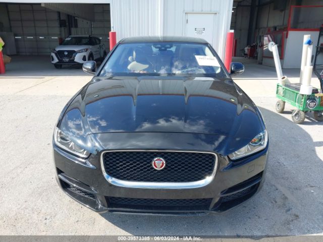 SAJAJ4FX7JCP19938 Jaguar Xe 25t Premium