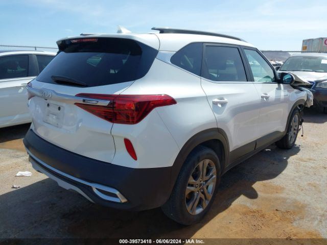KNDEU2AA9N7314855 KIA SELTOS S
