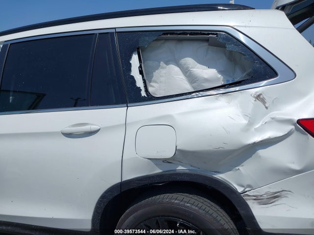 Honda Pilot 2wd Special Edition 2022 5FNYF5H26NB011503 Image 6