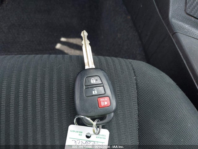 Toyota RAV4 LE 2014 2T3ZFREV0EW123623 Image 11